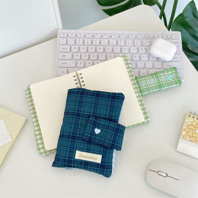 Yeşil Beyaz Gingham Desenli El - Laptop Sleeve incelemesi ve fiyatı