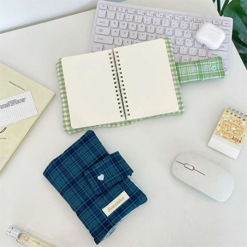 Yeşil Beyaz Gingham Desenli El - Laptop Sleeve incelemesi ve fiyatı