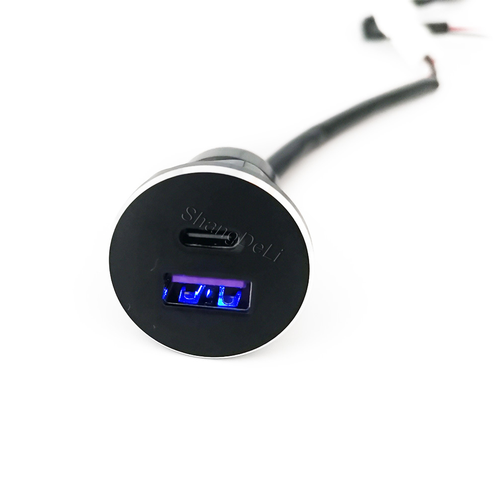 1 Adet Araba Çift USB Çıkışlı  - Usb C Hub incelemesi ve fiyatı